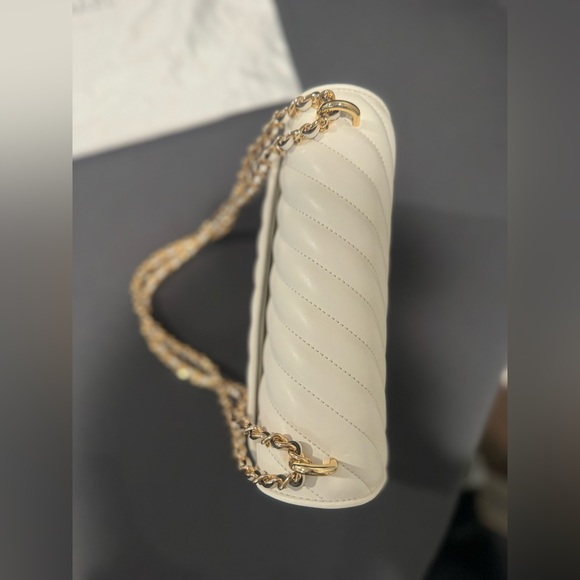 MICHAEL KORS White Purse - Picture 6 of 6